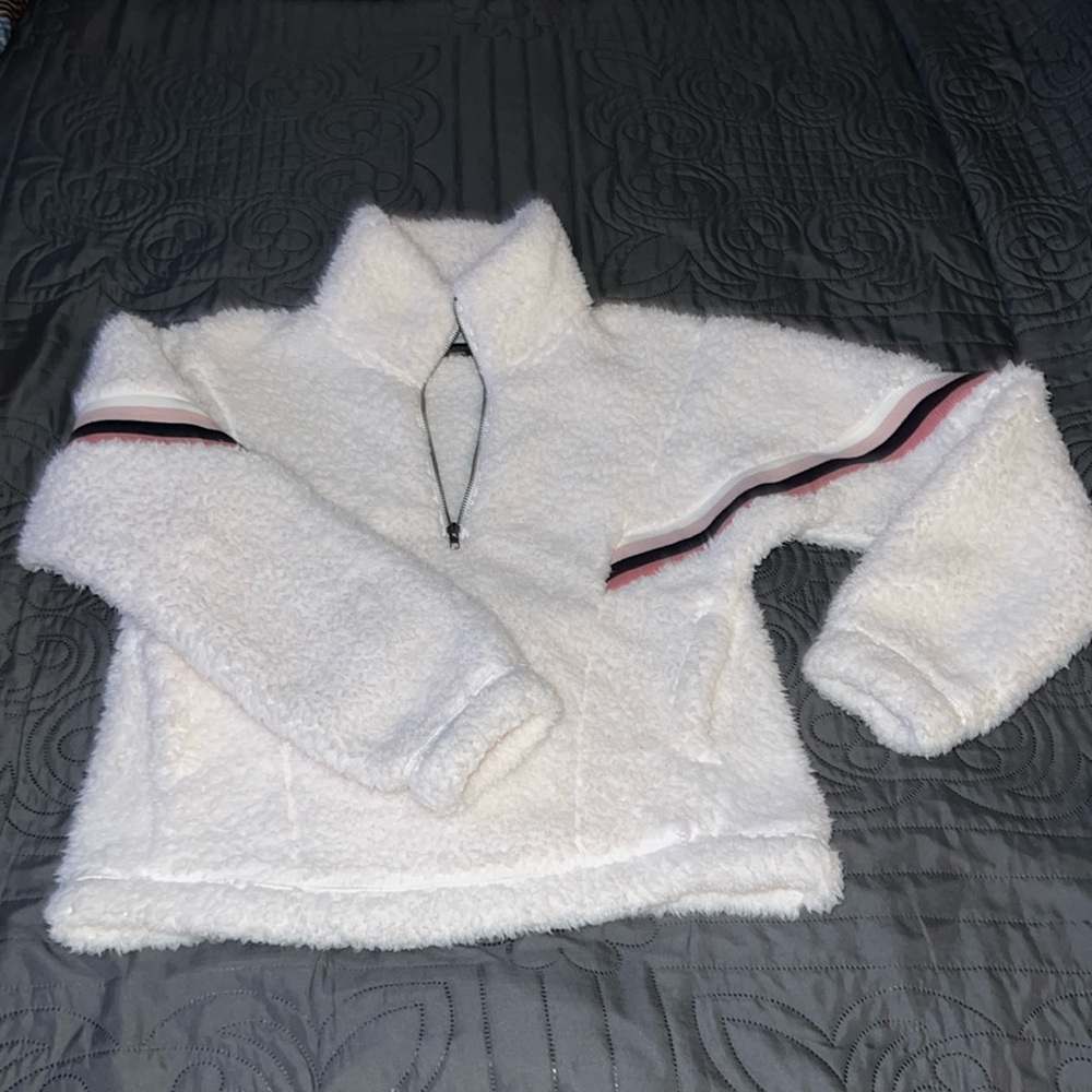 Abercrombie chevron teddy soft zip fleece